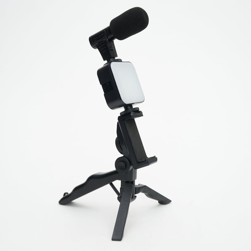 Y-49 Video Making Kit Vlogging Rig with LED Light, Shotgun Microphone, Tripod Stand & Bluetooth Remote
