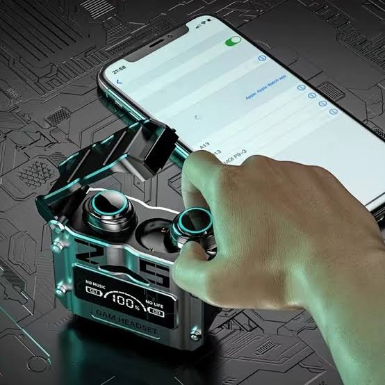 M25 TWS Gaming Earbuds with Power Bank – 9D Stereo Sound